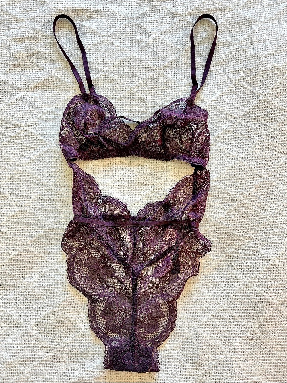 Victoria's Secret NWT Dream Angels Lace Teddy NWT